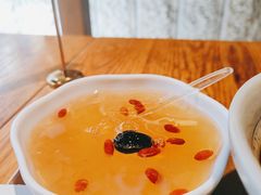 -呼啦面馆·头牌豌杂面(爱琴海店)