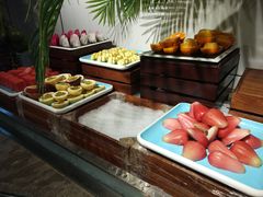 -蓝钻·国际美食海鲜自助百汇(西直门店)