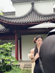 -蒙娜丽莎婚纱摄影(爱城总店)