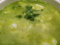 -渝是乎酸菜鱼(龙旗购物中心店)