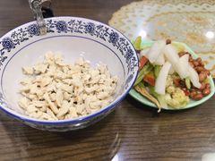 -一间楼牛羊肉泡馍馆(东一路店)