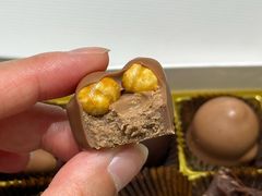 -Laderach 莱德拉(上海环贸iapm店)