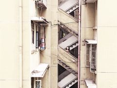 -白象居