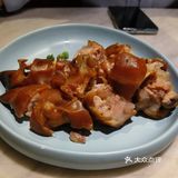 本人从来没耐心等吃饭，索性直接换一家