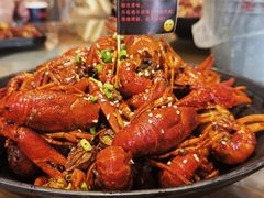 -巴厘龙虾·榜首油焖大虾(音乐学院·沿江酒馆店)