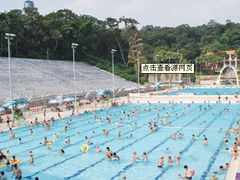 -越秀山游泳场