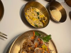 小菜四种-三宝泥炉·活烤鳗鱼(七宝宝龙店)