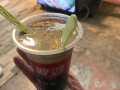 -八婆婆烧仙草(曾厝垵店)