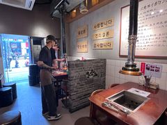 -肉甲韩国木炭烤肉(新壹街1店)