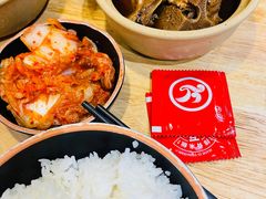 通骨砂锅-万和春排骨砂锅米饭(新业广场店)