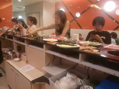-呷哺呷哺(世贸.工三店)