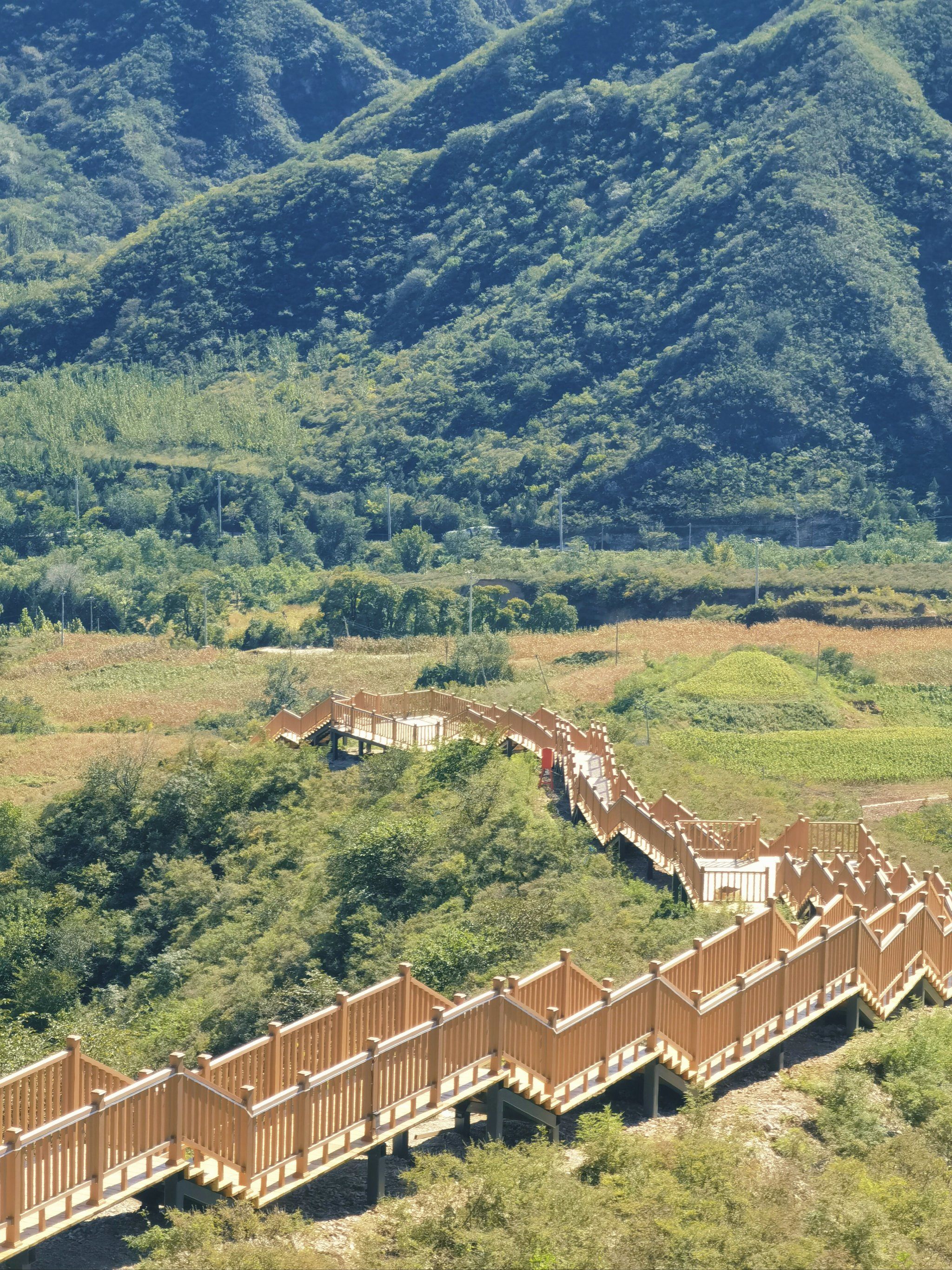 溜石港 栈道风景