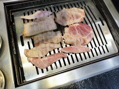 -臻牛烤肉