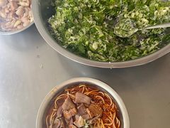 -薛记襄阳香辣牛肉面(平安路店)