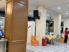 -鹏城人家海鲜酒家·23年老字号(较场尾店)