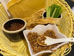 -鲁菜根·泰安菜(万达店)