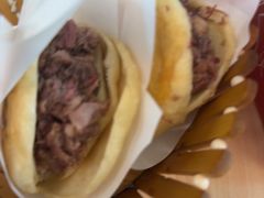 -闫家驴肉老店(华电一校店)