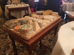 -Restaurant Paul Bocuse