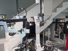 -爱车行 奥迪 奔驰 宝马 保时捷 路虎 专业 维修保养 原厂 奥迪改装升级 中心(静安店)