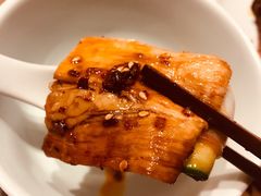 蒜泥白肉配乳瓜-初蓉丨遇见新川菜(亲贤街荣耀店)