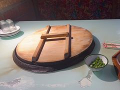 -鱼窝棚柴火铁锅炖(富山屯店)