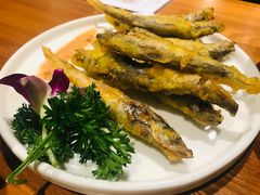 -hallch 好吃餐厅(全运村中央广场店)