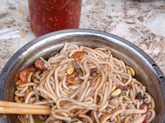 -灵山卢梅燕粉店