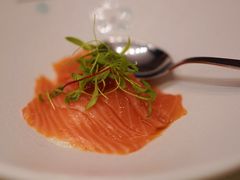 三文鱼温泉蛋配鱼子-Solo(衡山路店)