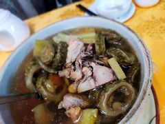 苦尽甘来苦瓜蚝豉猪脊骨汤-海鲜街菜馆(海珠南路店)
