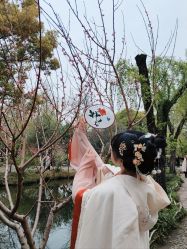 -一揽芳华汉服旗袍体验馆(拙政园店)