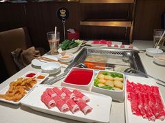 -海底捞火锅鲜切牛肉主题店(长寿路店)