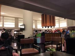 -曼谷湄南河畔华美达广场酒店