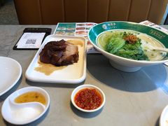 -锦园春香港茶餐厅(西海湾旗舰店)