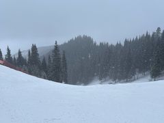 -丝绸之路山地度假区滑雪场