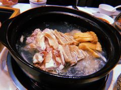 -烹然四季椰子鸡火锅(团结湖总店)