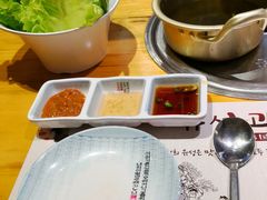 -唯成•韩国炭火烤肉 유성고기