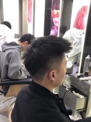 -藤野造型烫发染发