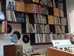 -黑胶星球(华发中城商都店)