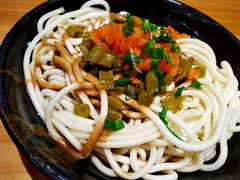 热干面-莲餐厅·湖北菜·藕汤是头牌(愚园路店)
