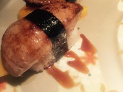 鹅肝芒果握饭-山葵家·创意料理(宁波来福士店)