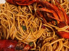 -巴厘龙虾·榜首油焖大虾(音乐学院·沿江酒馆店)