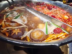 -湊湊火锅·茶憩(新中关购物中心店)
