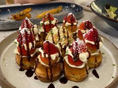 草莓忌廉华夫饼-BE BRIGHT KITCHEN(正佳广场店)