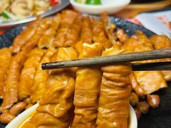 -威记烧嘢·南宁烧烤·超级生牛(绿地店)