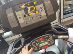 -金吉鸟健身游泳