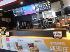 -麦当劳餐厅(龙平西路店)