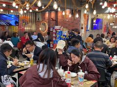 大堂-宝记烧烤·碳锅羊肉·羊蝎子火锅·夜食社(文体路创始店)