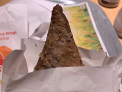 黑黑好巧三角派-麦当劳(中山公园龙之梦店)