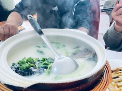 -天乐农家鱼头王(天目湖店)