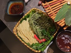 -湊湊火锅·茶憩(合生汇购物中心店)